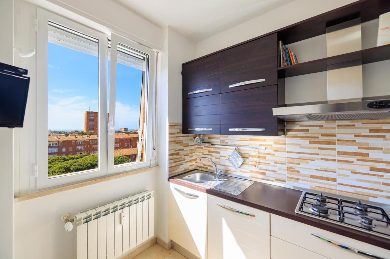 L' Essenziale Apartment Livorno Bagian luar foto