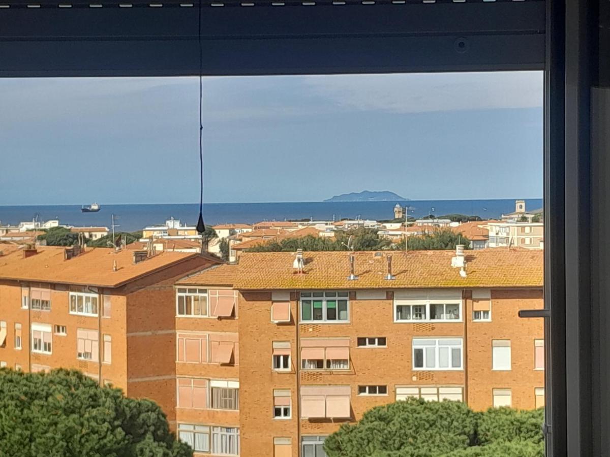L' Essenziale Apartment Livorno Bagian luar foto