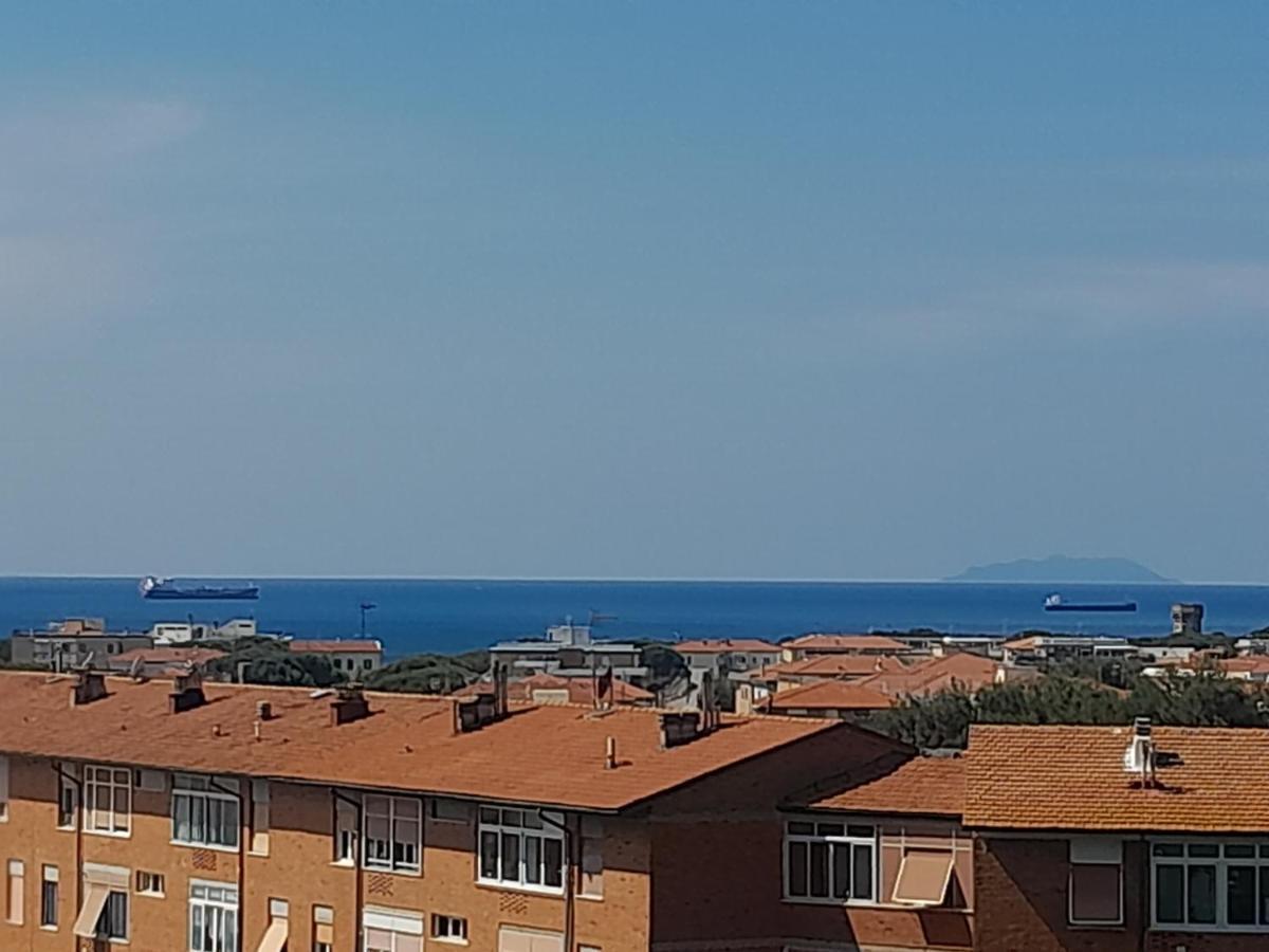 L' Essenziale Apartment Livorno Bagian luar foto