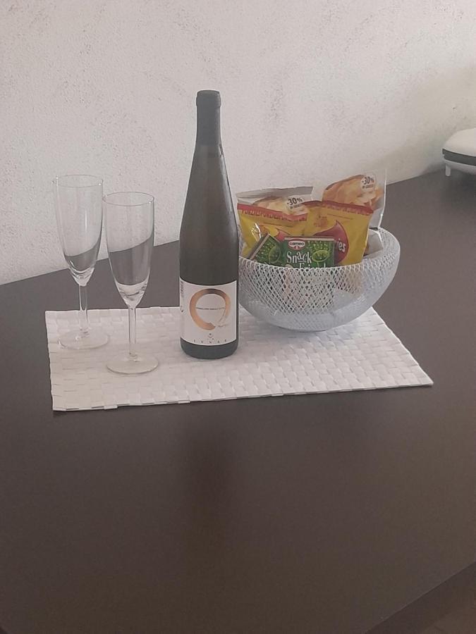 L' Essenziale Apartment Livorno Bagian luar foto